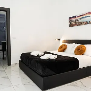 2* Bed & Breakfast Ferdinando Sanfelice Centro Storico